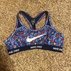 Girls M Nike Sports Bra